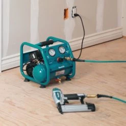 Makita AC001 - Compact Air Compressor - 23.1 Pounds -Generators & Compressors Sales 7 27 1